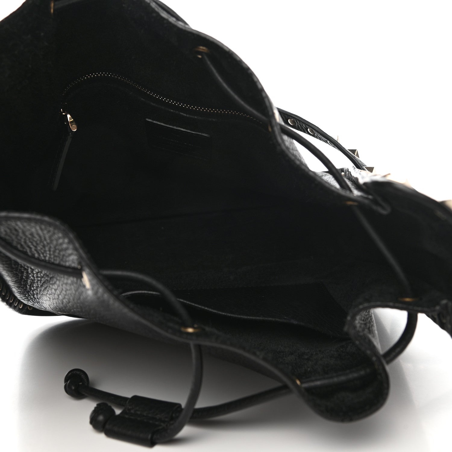 Valentino Garavani Grained Calfskin Rockstud Bucket Bag Black 5 of 10