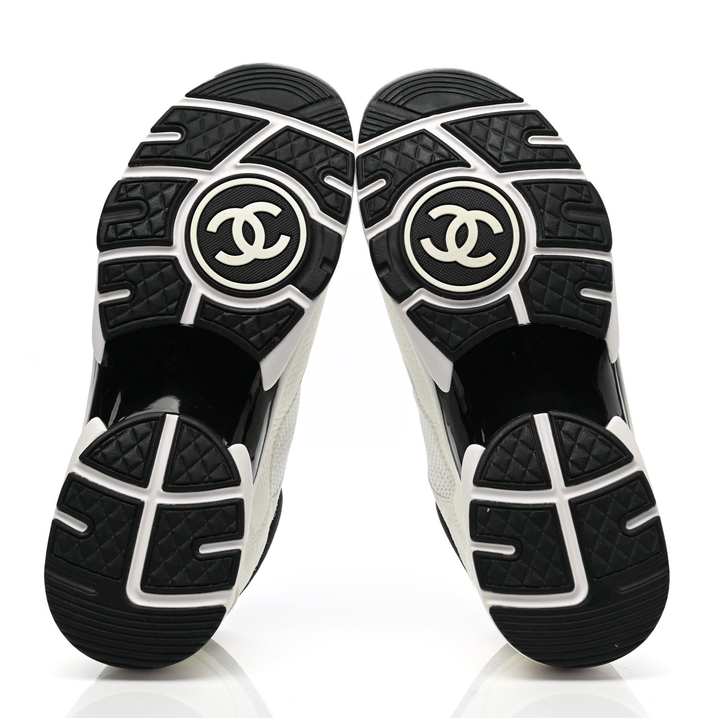 Mesh Suede Calfskin Grained Calfskin Womens CC Sneakers 38.5 White Black