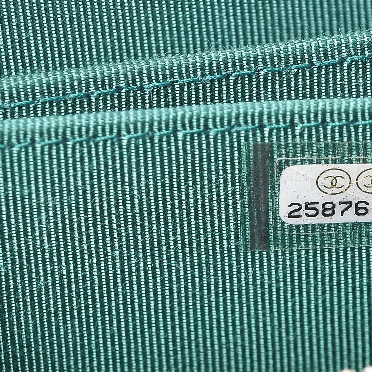 Metallic Caviar Quilted Zip Coin Purse Green