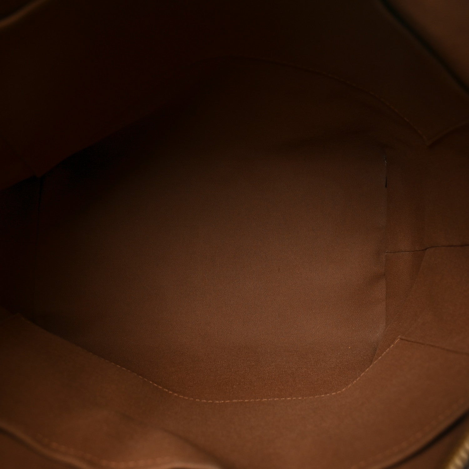Louis Vuitton Monogram Totally MM 5 of 9
