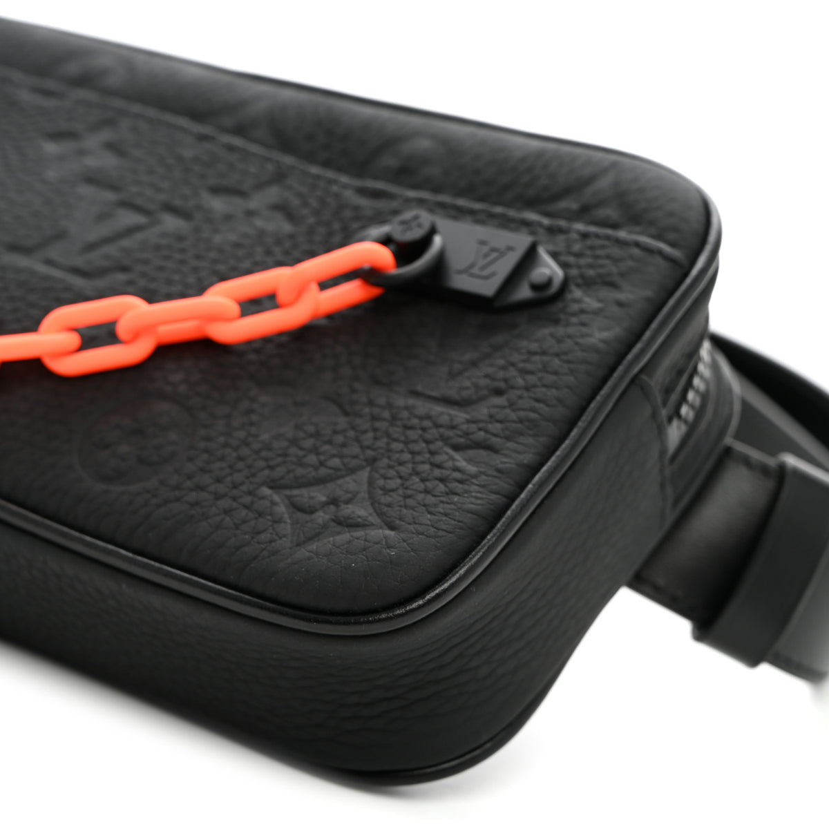 Louis Vuitton Taurillon Monogram Uniformes Solar Ray Soft Pochette Volga Belt Bag Black 9 of 9