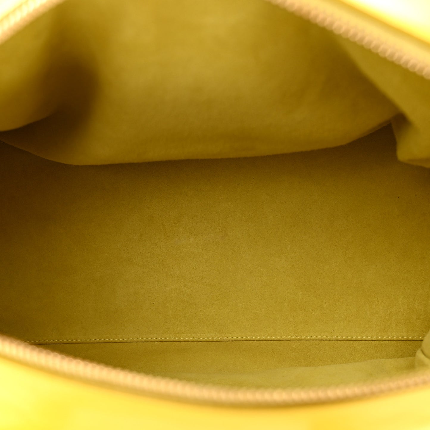 Calfskin Classic Duffle 6 Yellow