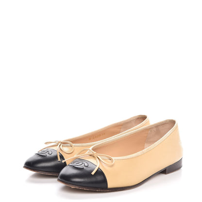 Chanel Lambskin Cap Toe Ballerina Flats 35.5 Beige Black 3 of 11