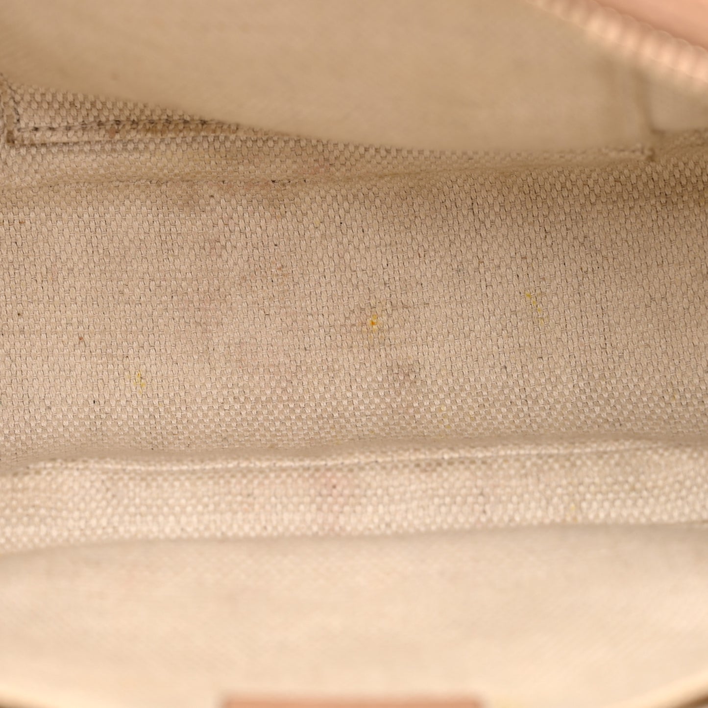 Pebbled Calfskin Small Soho Disco Bag Camelia