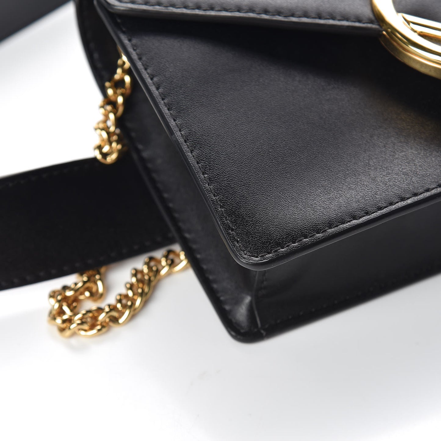 Vitello Liberty Lucido F is Fendi Envelope Belt Bag Black