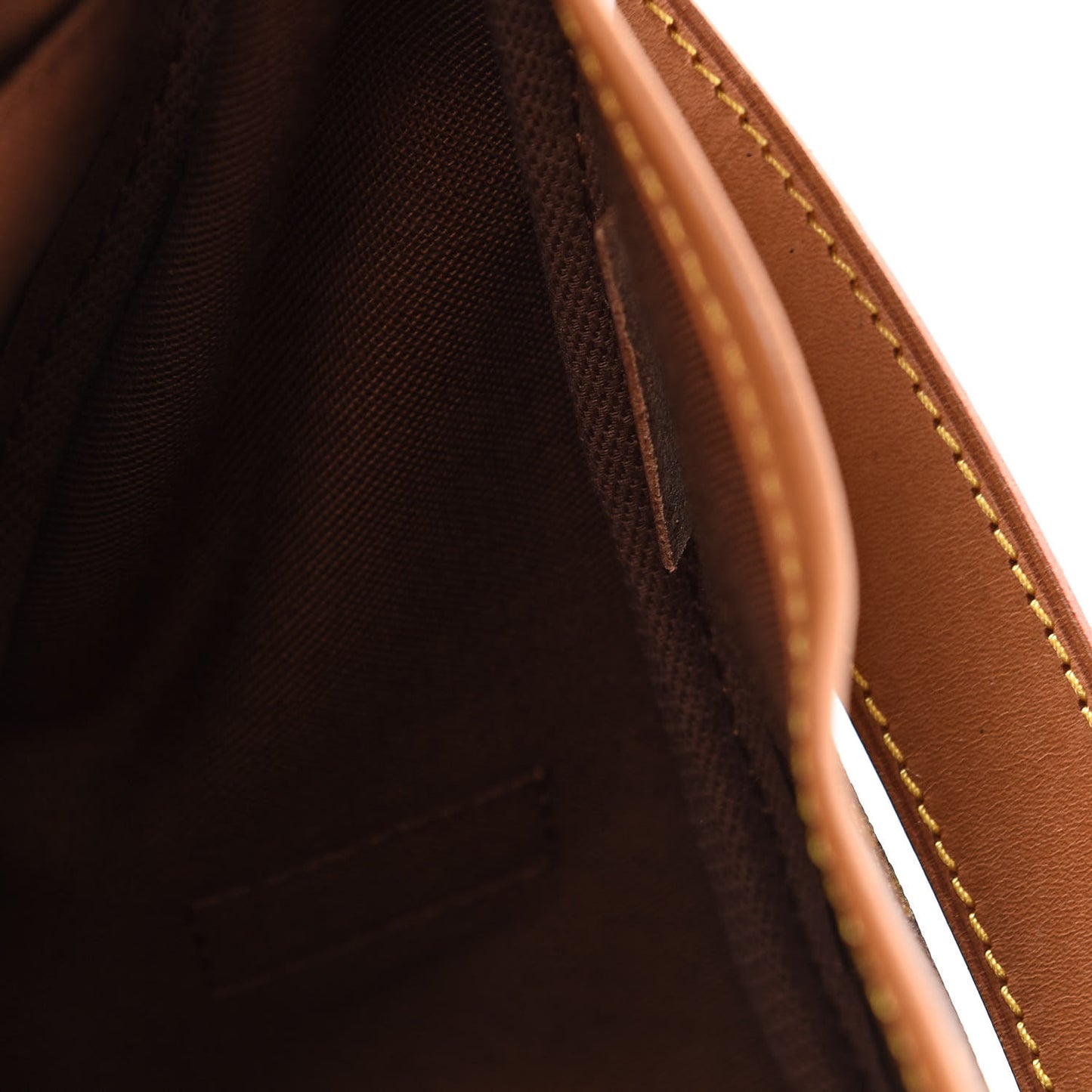 Monogram Saumur 35