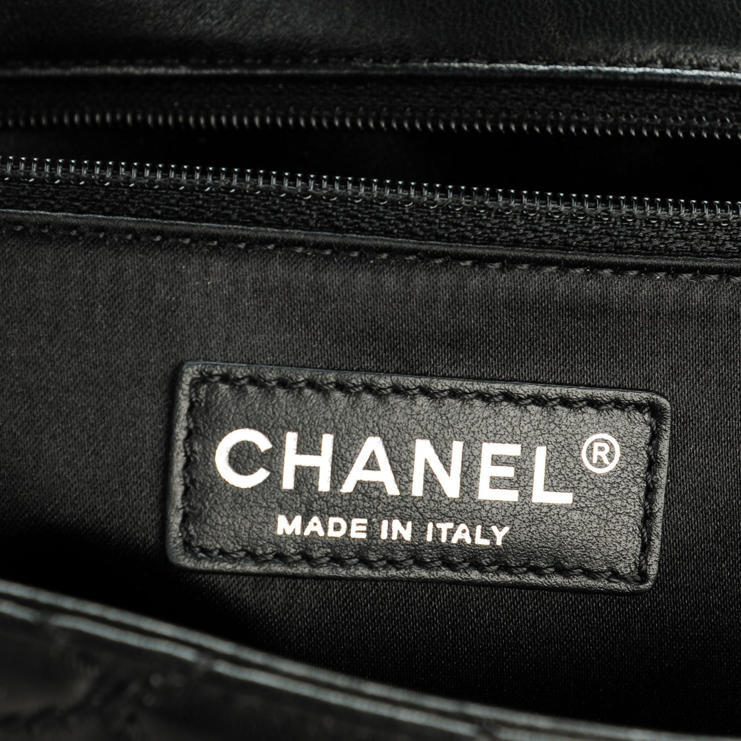 Lambskin Quilted Jumbo Easy Carry Flap Black