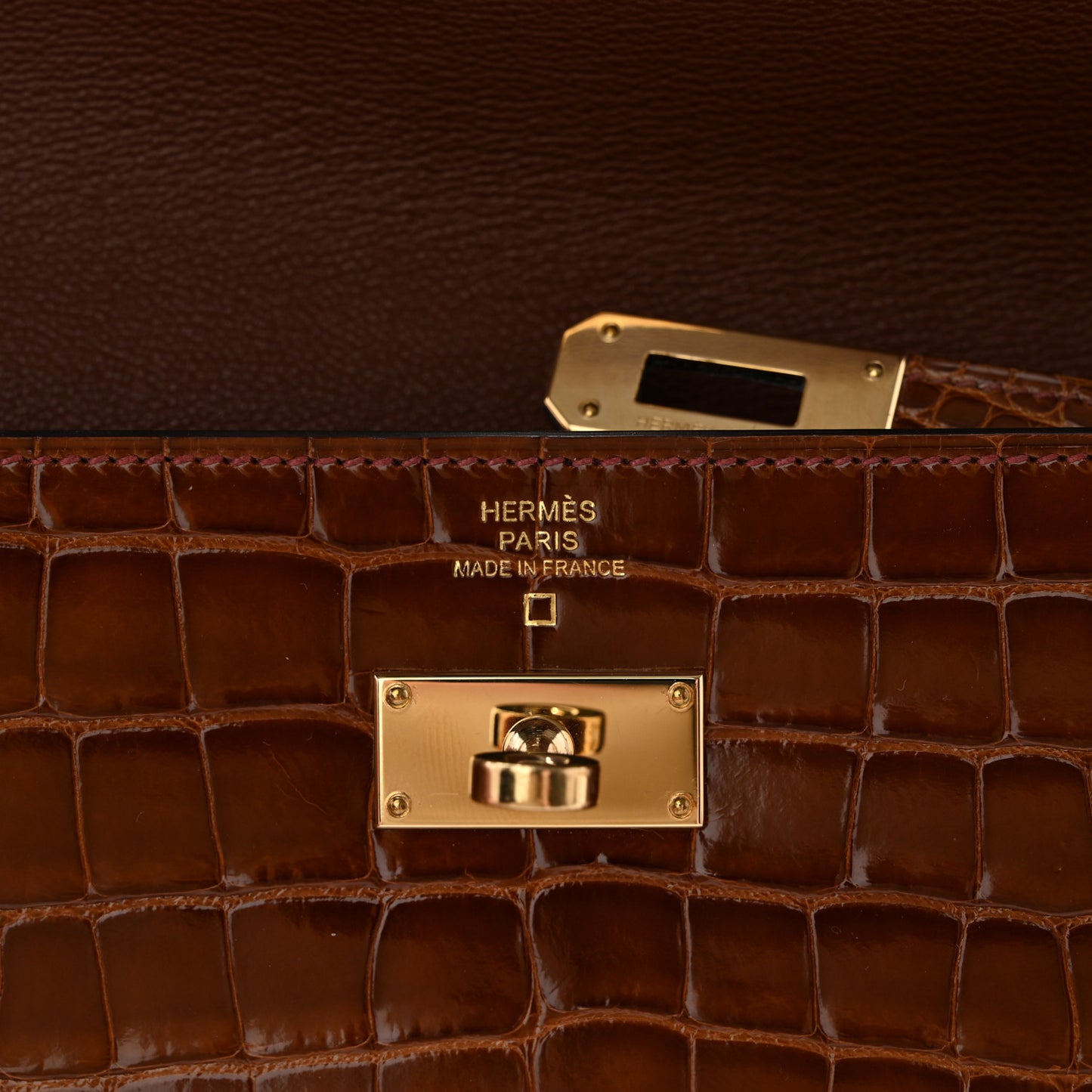 Shiny Alligator Kelly Longue Wallet Miel