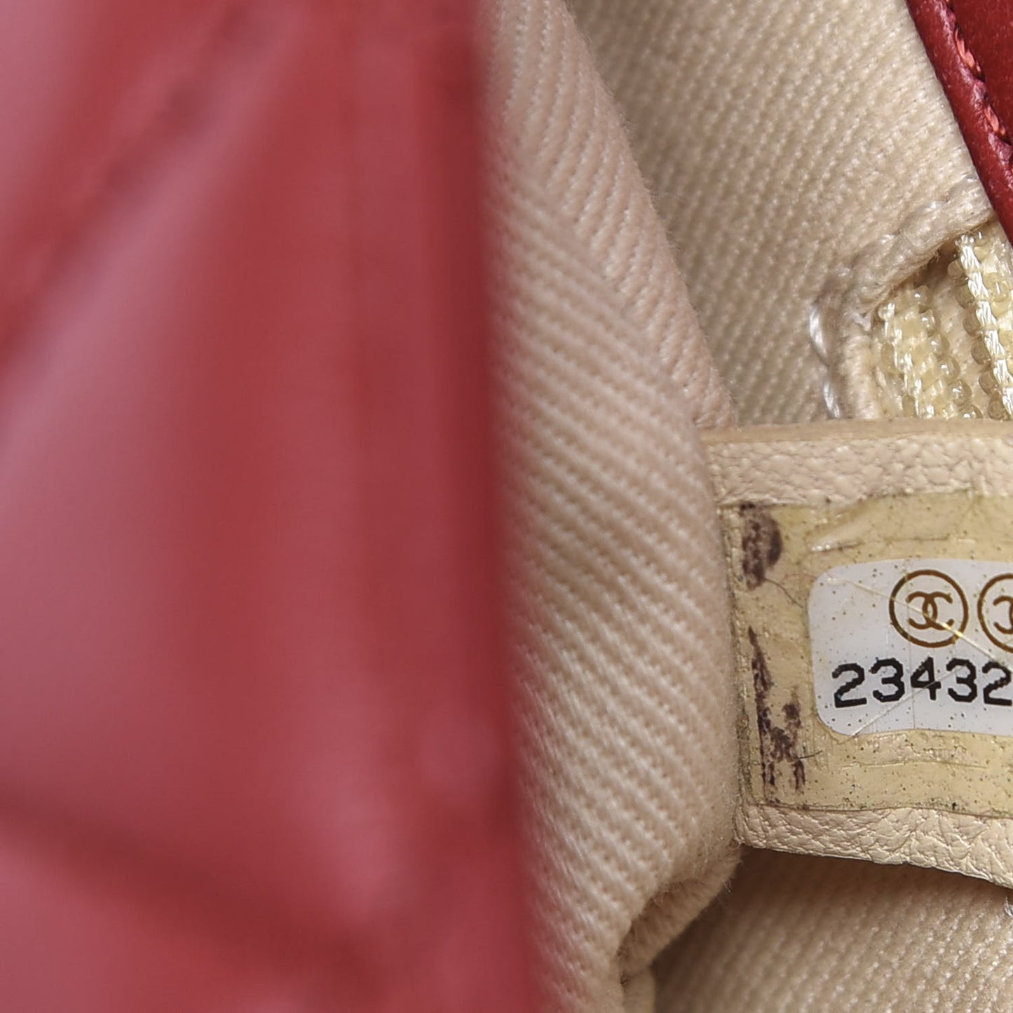 Lambskin Quilted Medium Contrast Stitch Flap Red