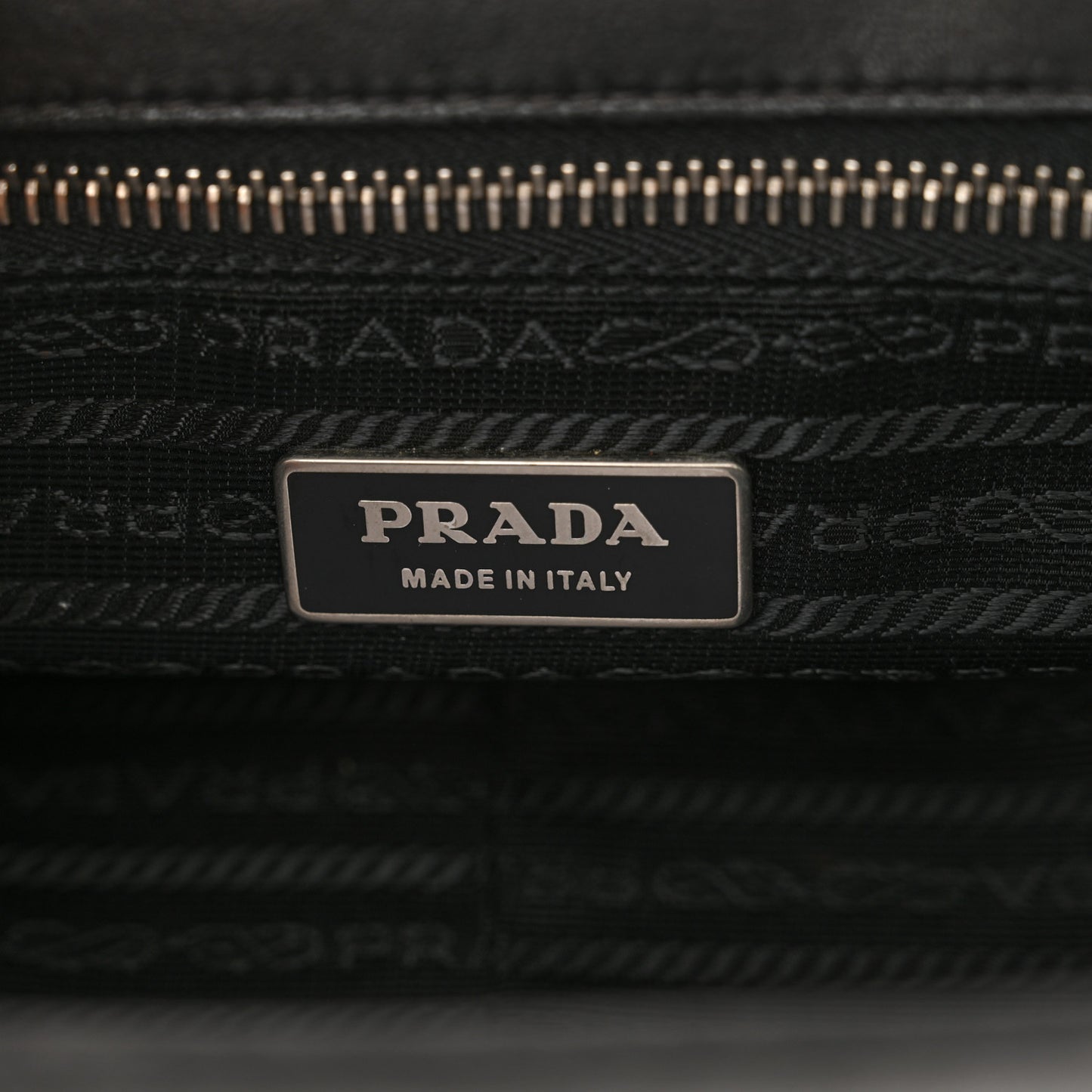 Nappa Kisslock Small Frame Shoulder Bag Black