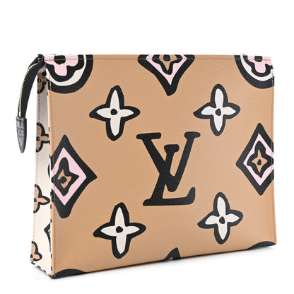 Louis Vuitton Monogram Giant Wild At Heart Toiletry Pouch 26 Arizona 2 of 4