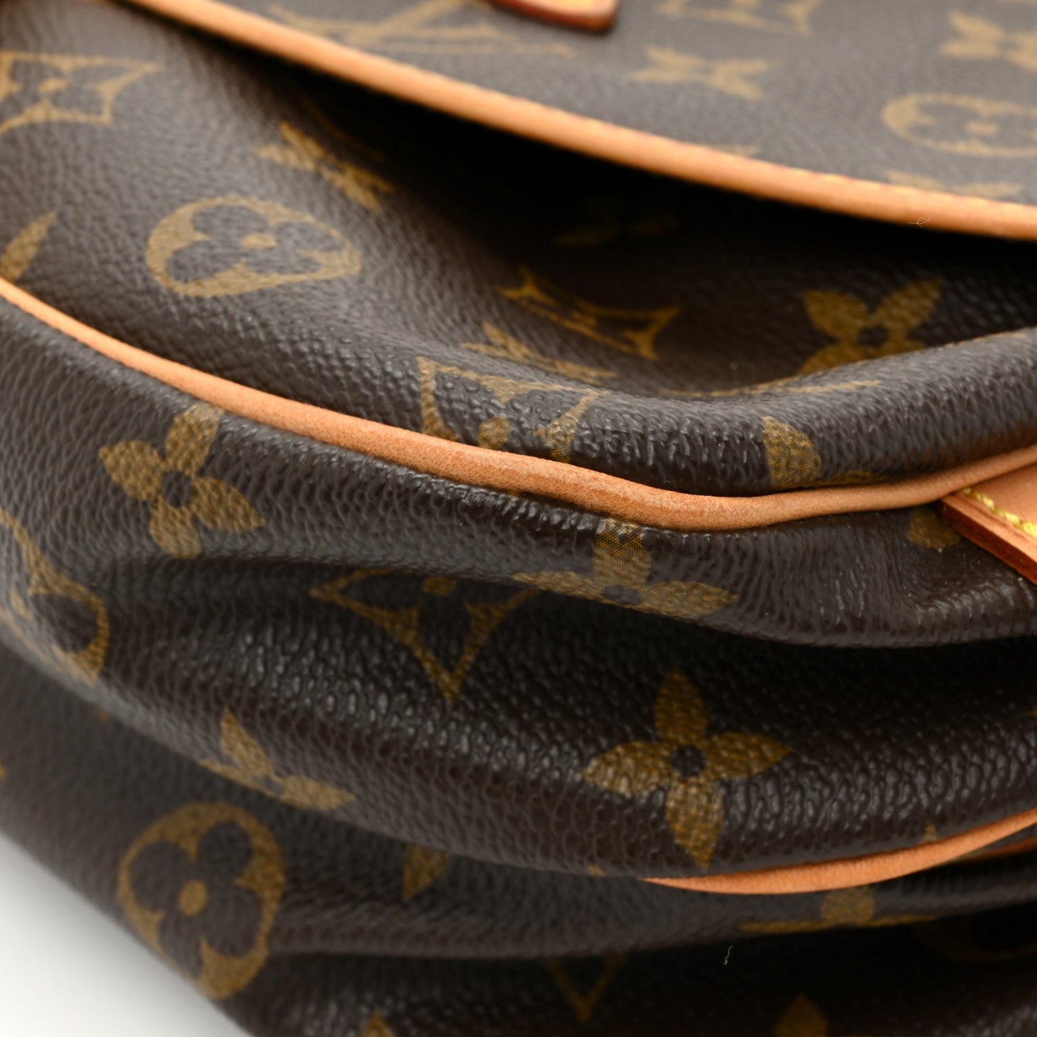 Louis Vuitton Monogram Saumur 30 13 of 19