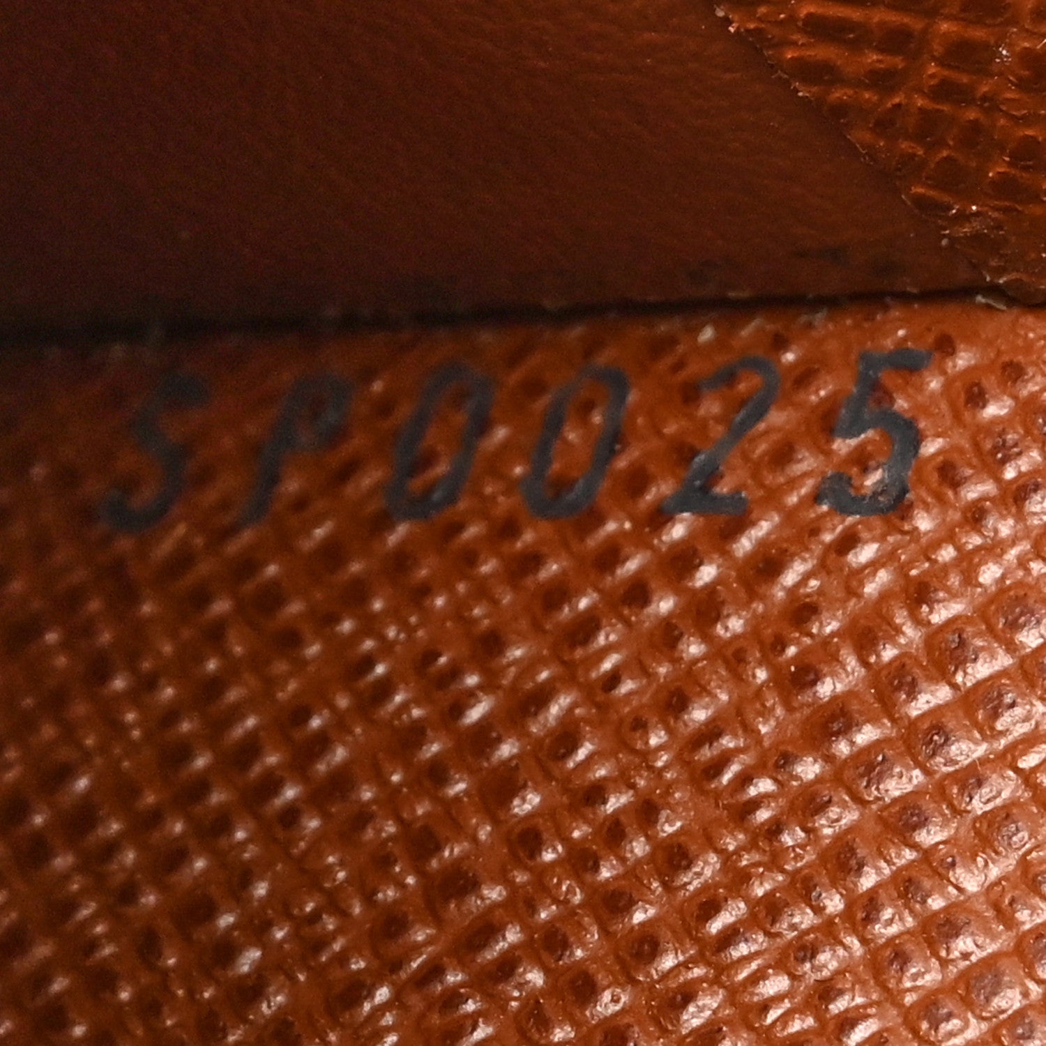 Louis Vuitton Monogram Medium Ring Agenda Cover 7 of 11