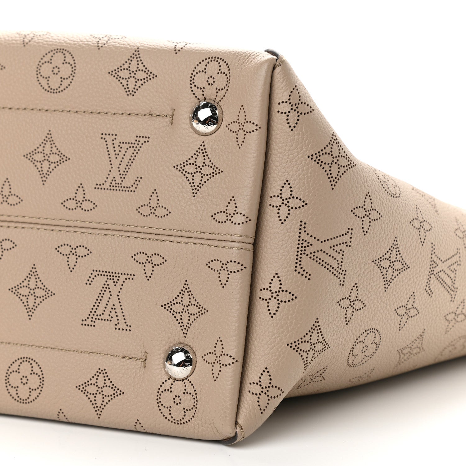 Louis Vuitton Mahina Hina MM Galet 11 of 12