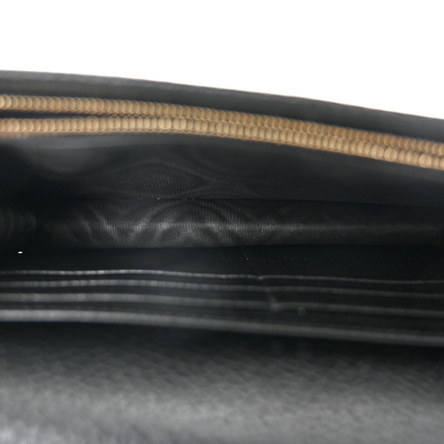 Gucci Pebbled Calfskin Soho Wallet On Chain Black 5 of 9
