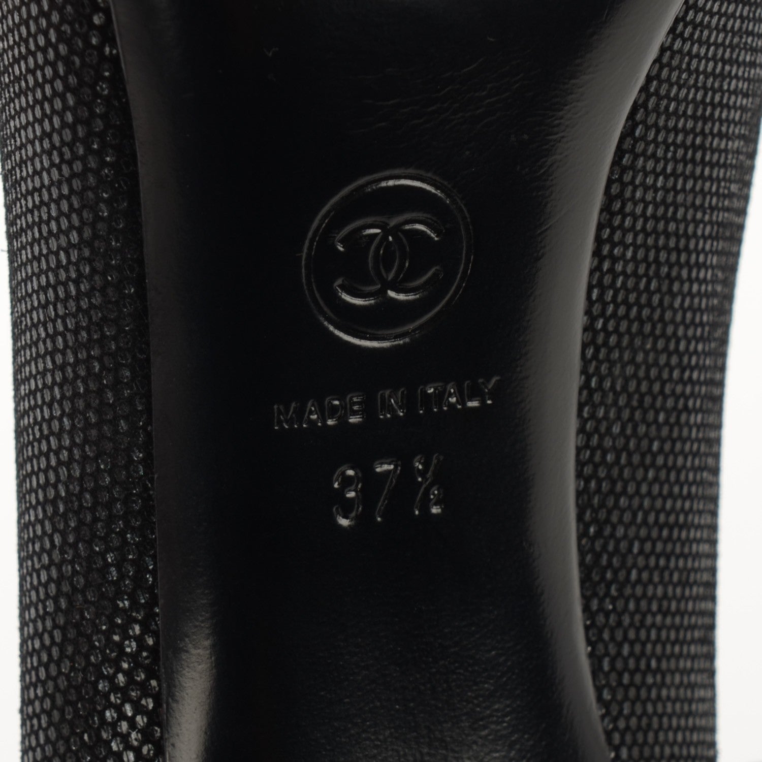 Chanel Iridescent Fabric Patent CC Patent Cap Toe Pumps 37.5 Black 6 of 8