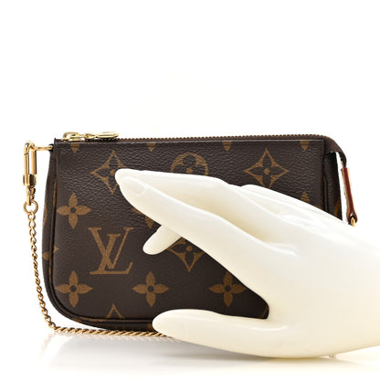 Louis Vuitton Monogram Mini Pochette Accessories 2 of 9
