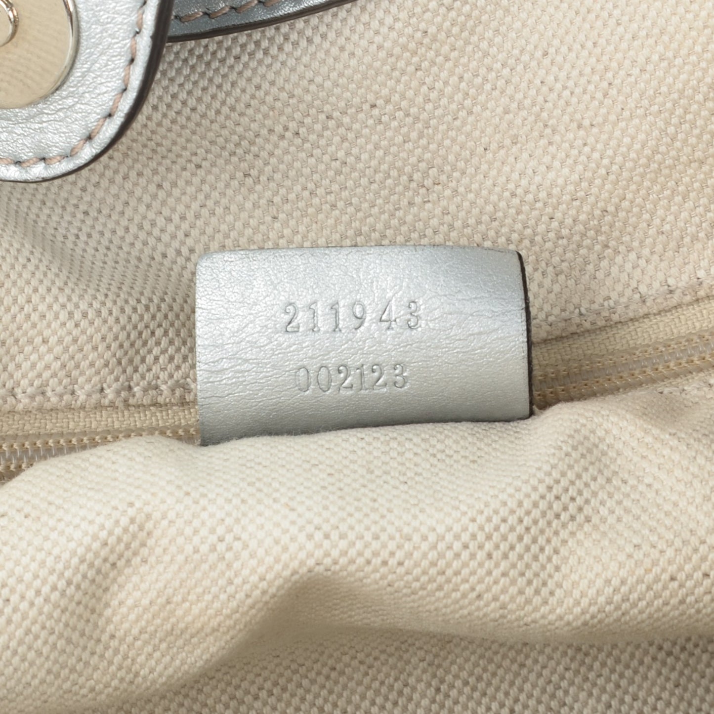 Guccissima Large Sukey Tote Silver