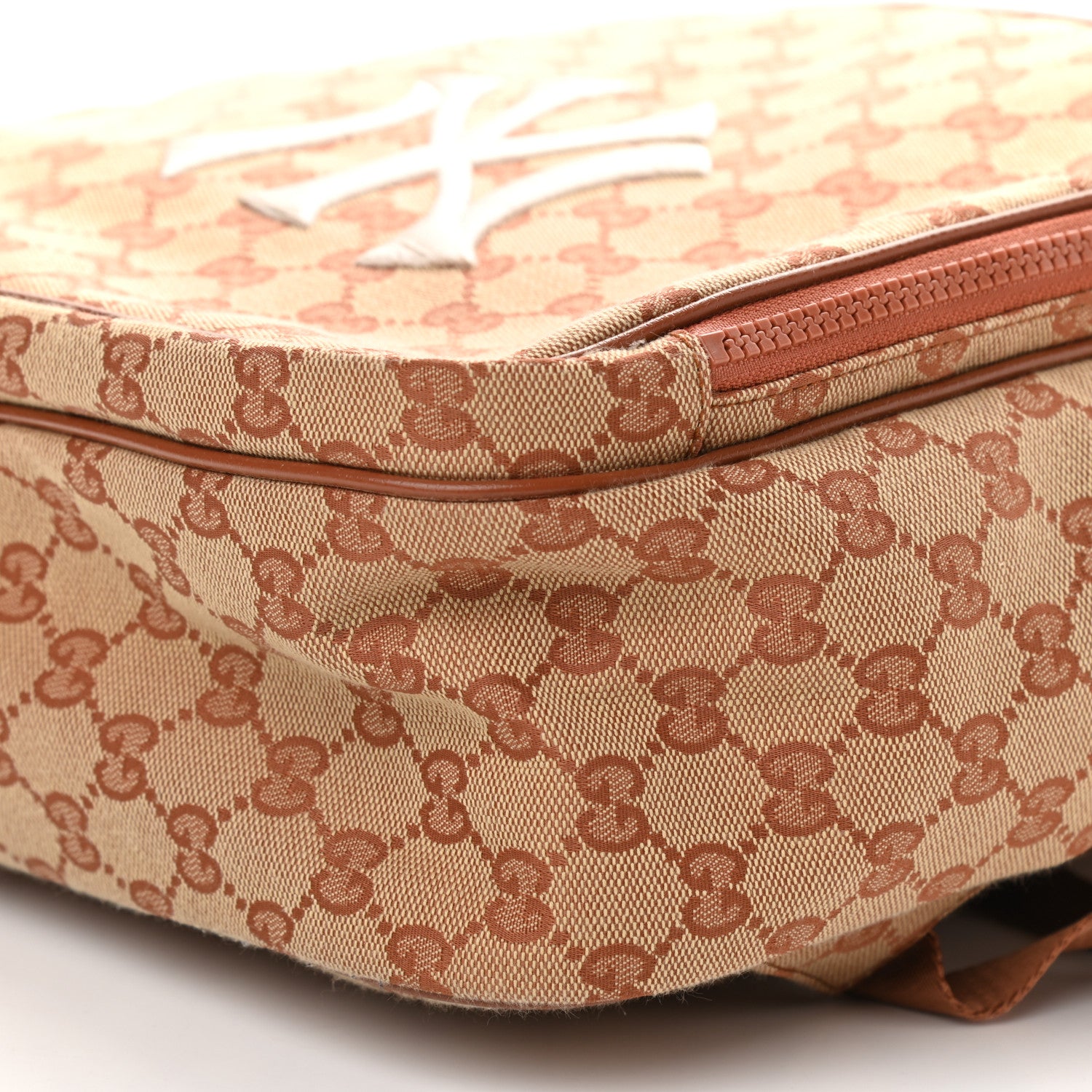 Gucci X MLB GG Monogram NY Yankees Medium Backpack Beige Ruggine Ivory 10 of 10