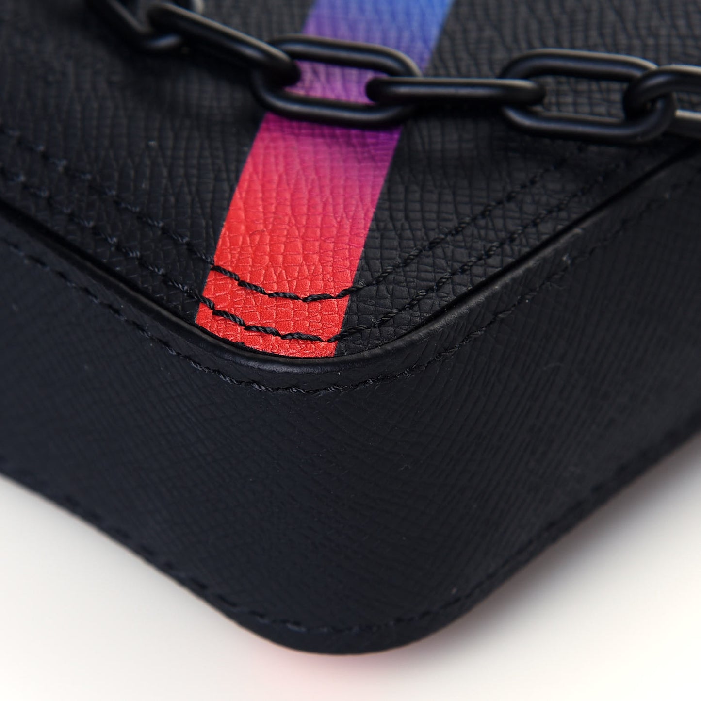 Taiga Rainbow Danube Messenger Black