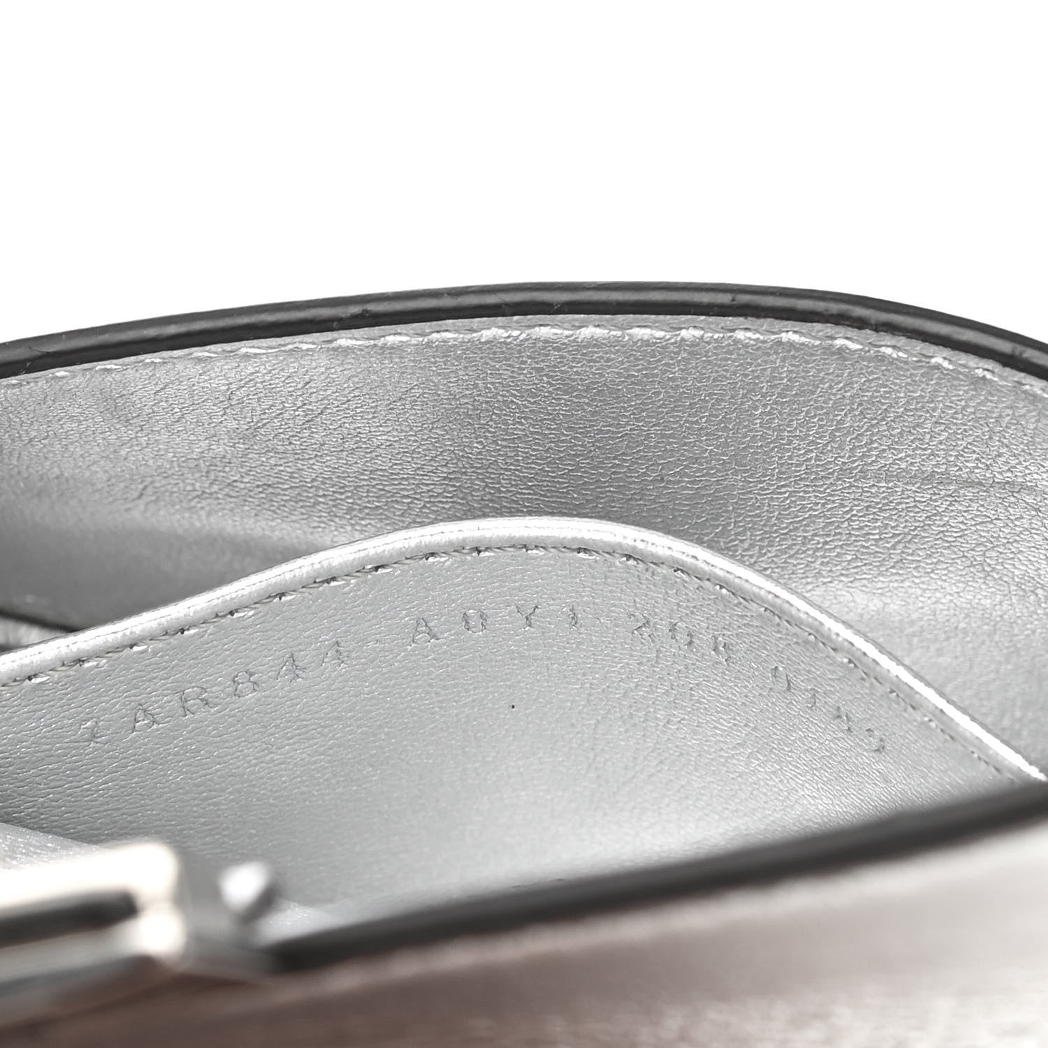 Fendi Vitello Catalan Mirror Nano Baguette Charm Argento 7 of 7