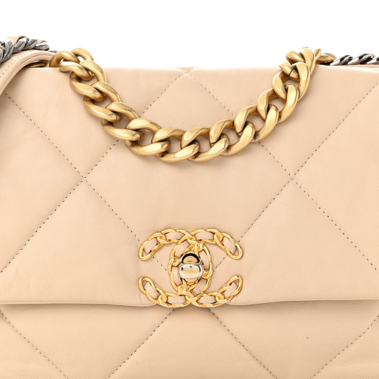 Lambskin Quilted Medium Chanel 19 Flap Beige
