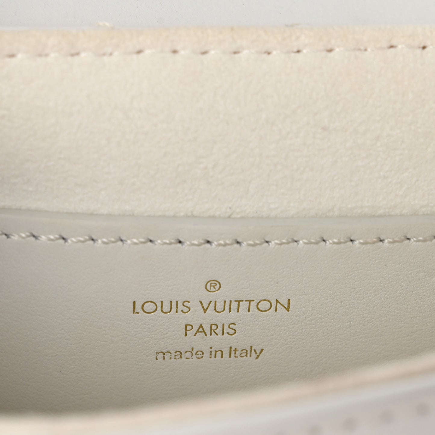 Calfskin New Wave Multi Pochette Snow