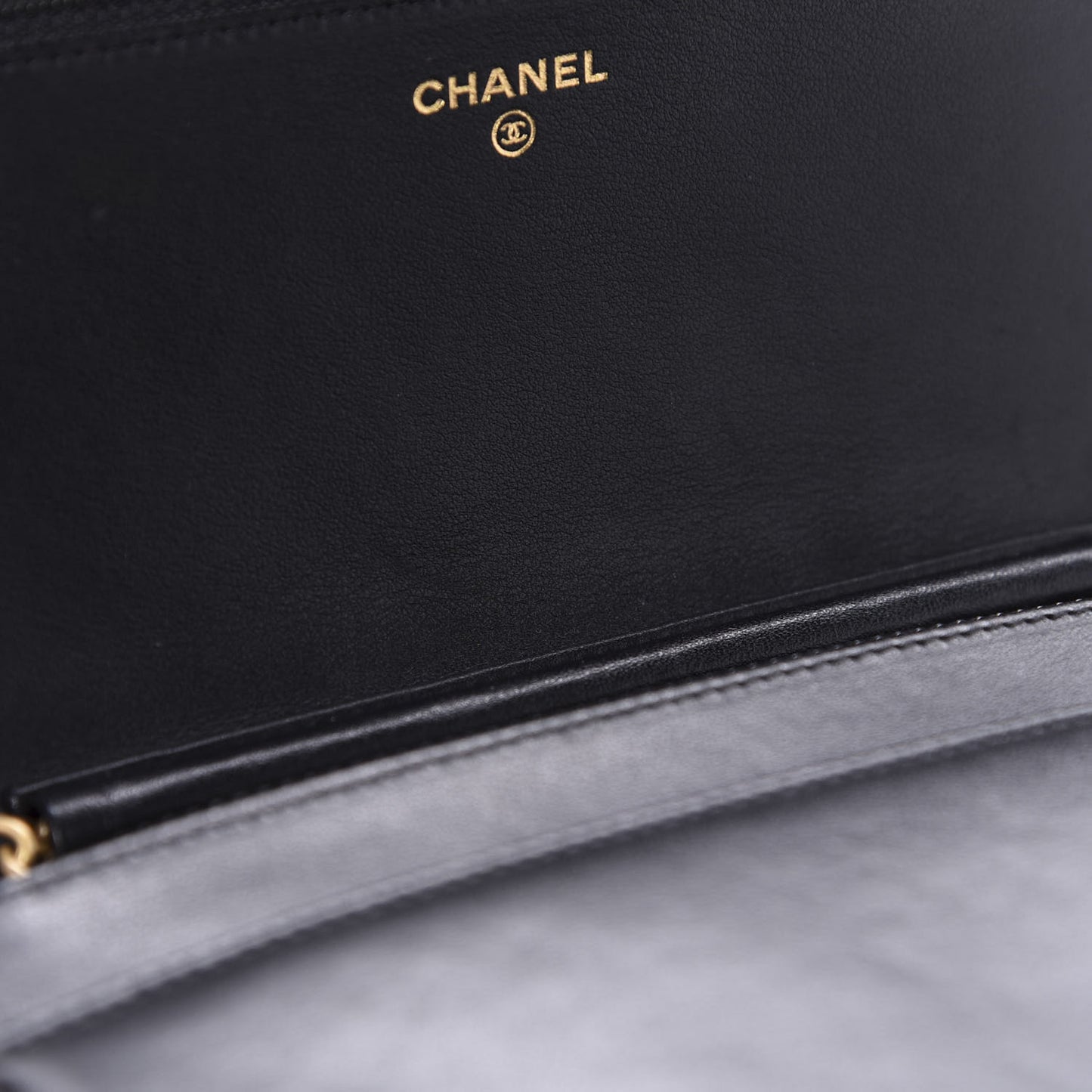 Caviar Quilted Boy Wallet On Chain WOC Black