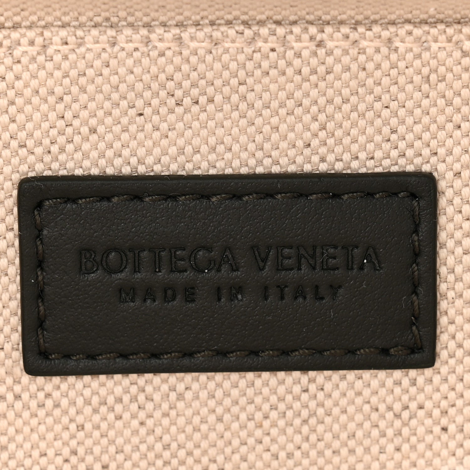 Bottega Veneta Nappa Intrecciato Mens Getaway Phone Pouch Dark Green 6 of 9