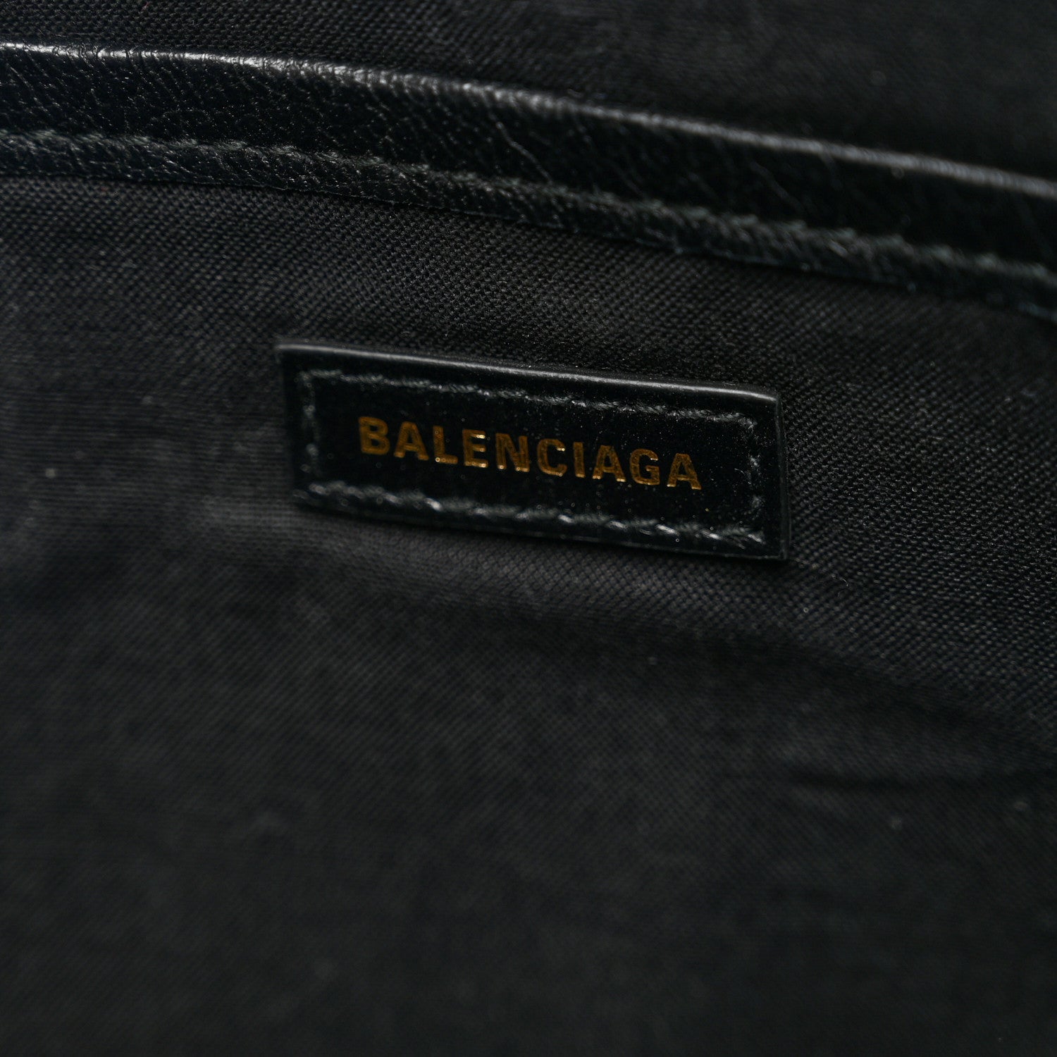 Balenciaga Agneau Arena Graffiti All Over Bazar Pouch Black White 5 of 8