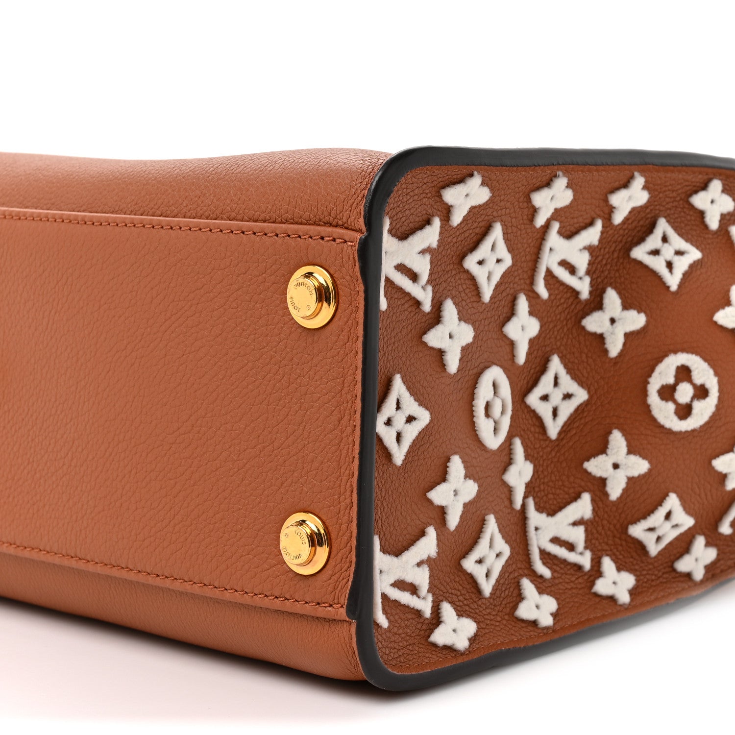 Louis Vuitton Grained Calfskin Shearling On My Side MM Caramel 7 of 8