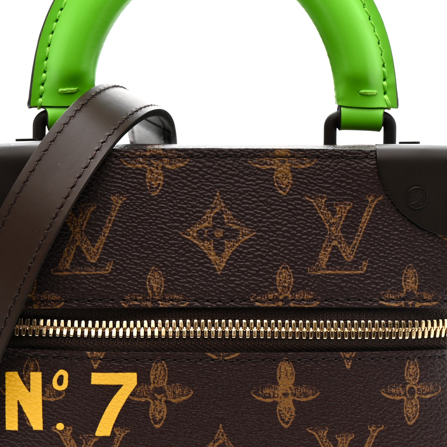 Louis Vuitton Monogram N°7 Vertical Box Trunk 1817975 – FASHIONPHILE