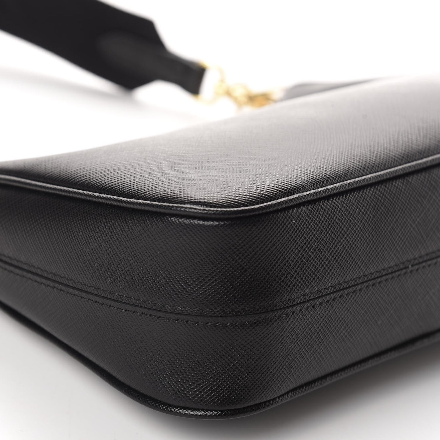 Saffiano Lux Re-Edition 2005 Shoulder Bag Black