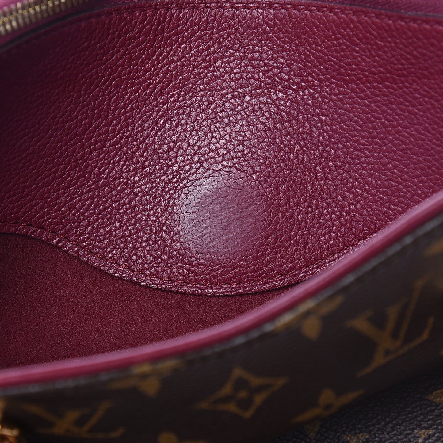 Monogram Pallas Aurore