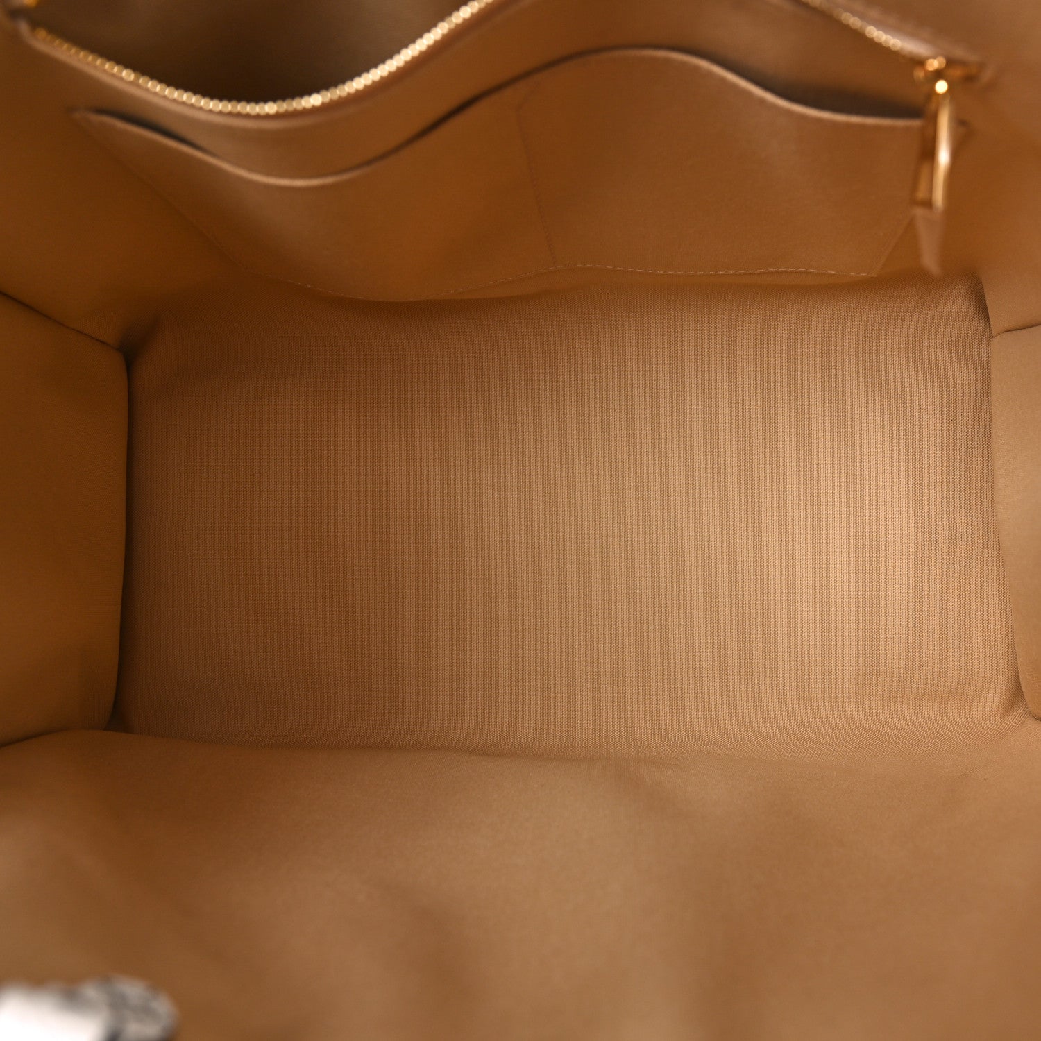 Louis Vuitton Monogram Giant Onthego GM Kaki Beige 5 of 9