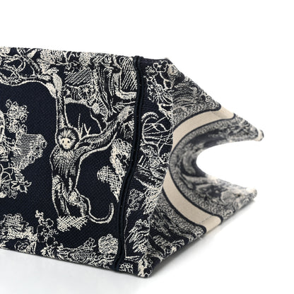 Christian Dior Canvas Embroidered Medium Dioriviera Toile De Jouy Reverse Book Tote Blue 9 of 9