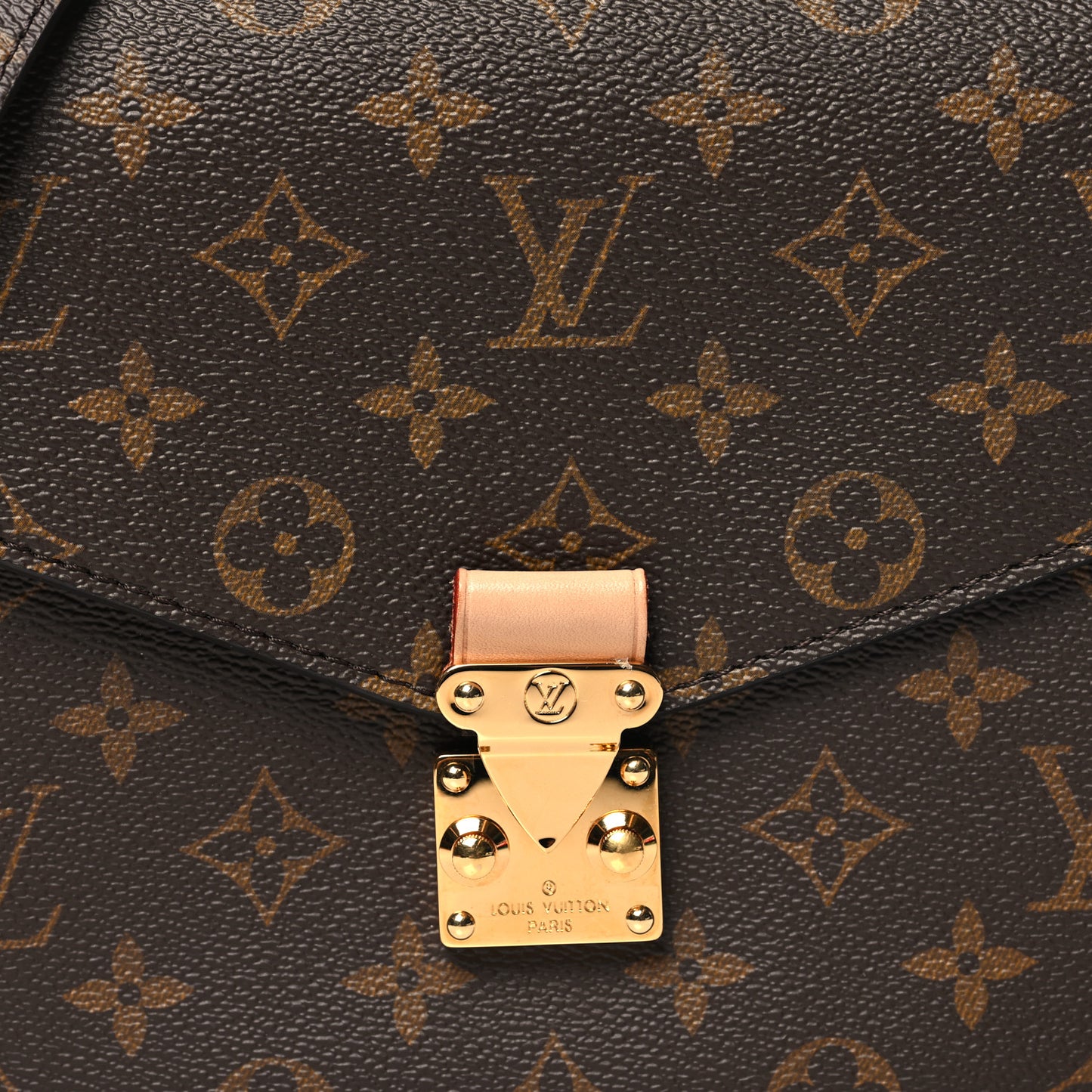 Monogram Pochette Metis