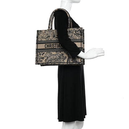 Christian Dior Canvas Embroidered Medium Dioriviera Toile De Jouy Book Tote Black 2 of 9
