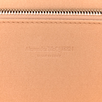 Alexander McQueen ALEXANDER MCQUEEN Calfskin Crocodile Embossed Knuckle Flat Clutch Black 6 of 8