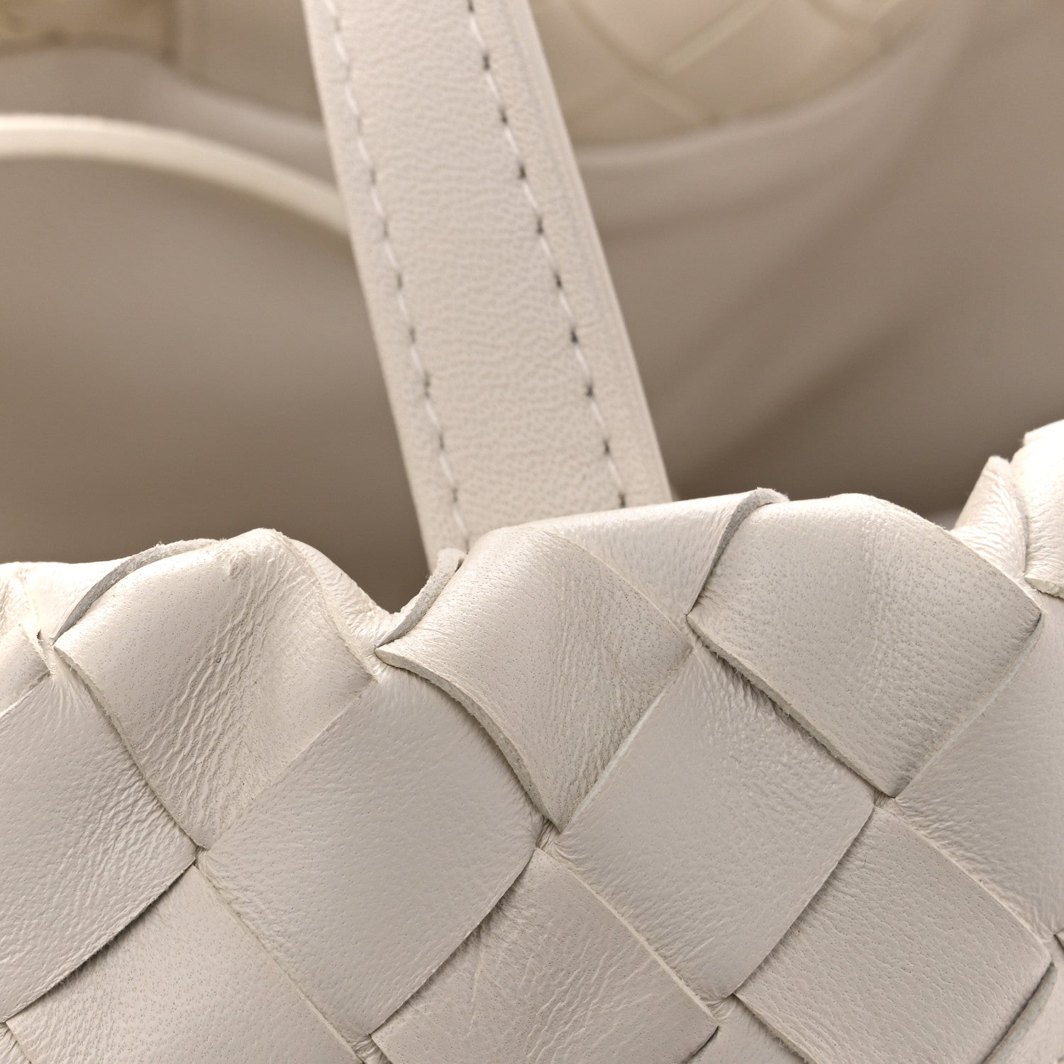 Bottega Veneta Calfskin Intrecciato Small Castello Bucket Bag White 12 of 12