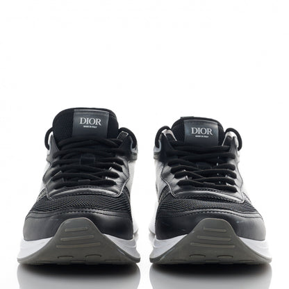 Christian Dior Smooth Calfskin Technical Mesh Oblique Mens B25 Runner Sneakers 42 Black Grey 2 of 11