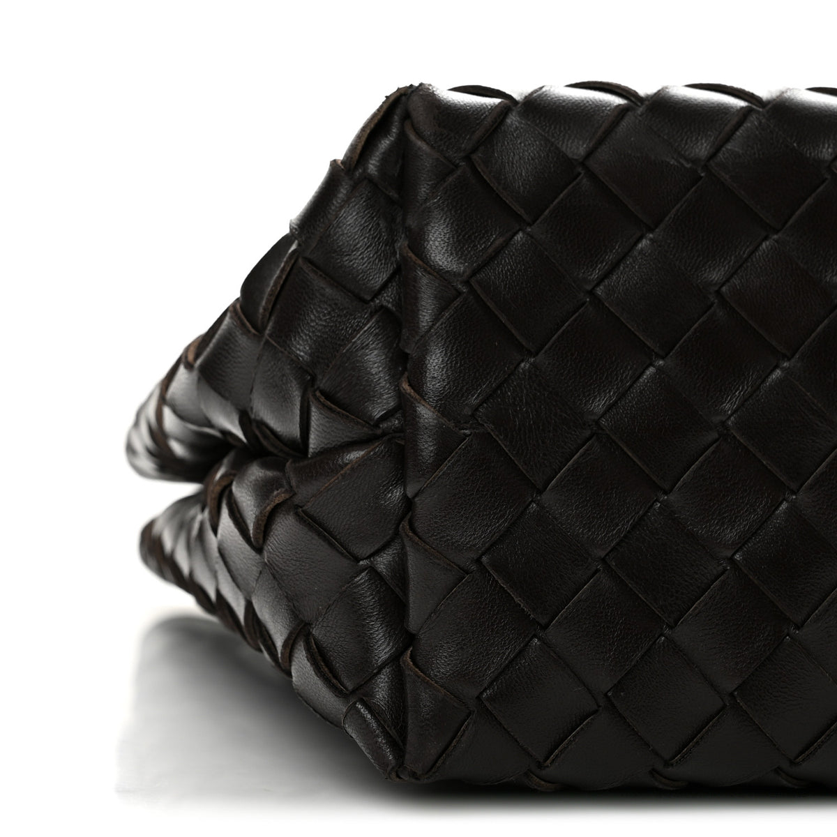 Nappa Intrecciato Medium Andiamo Shoulder Bag Fondant
