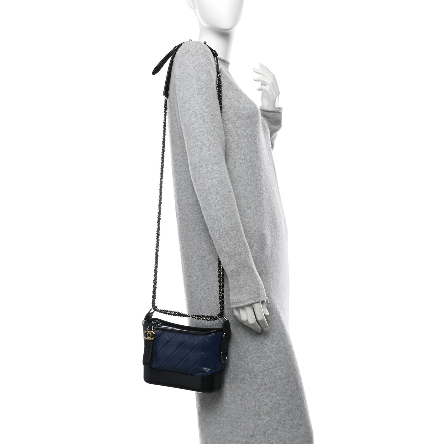Aged Calfskin Quilted Small Gabrielle Hobo Navy Black