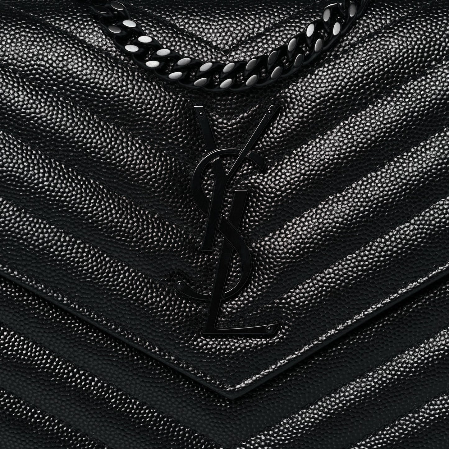 Grain De Poudre Matelasse Chevron Monogram Chain Wallet Black