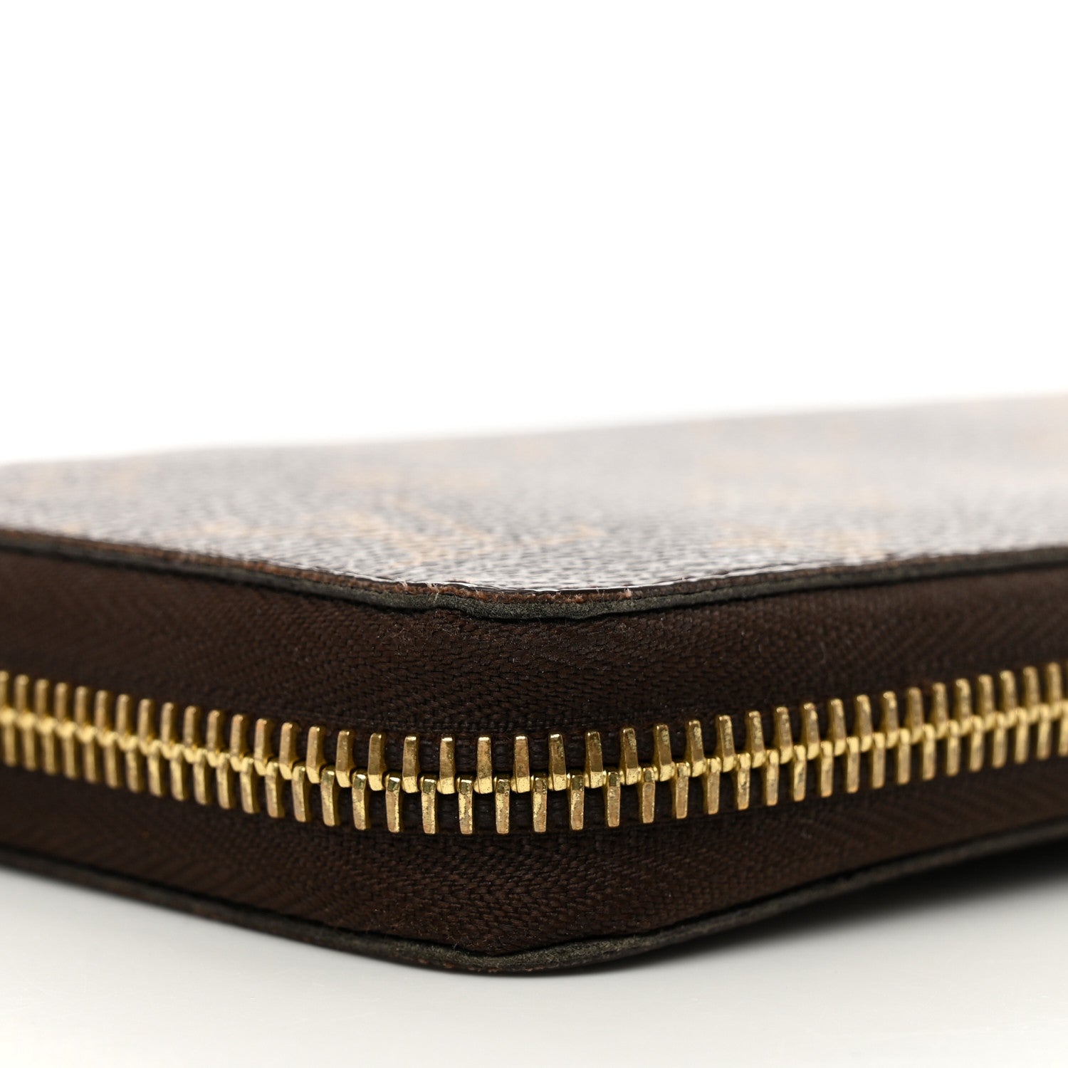 Louis Vuitton Monogram Zippy Wallet 9 of 9
