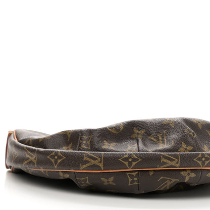 Louis Vuitton Monogram Croissant MM 8 of 10