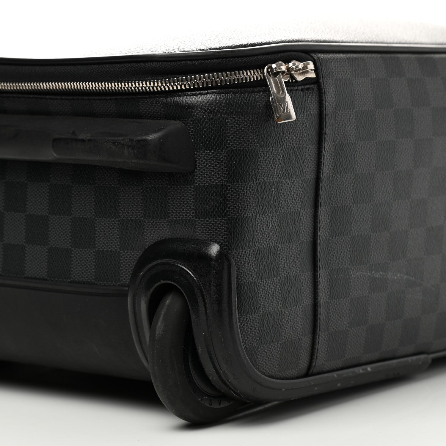 Louis Vuitton Damier Graphite Pegase 45 9 of 17