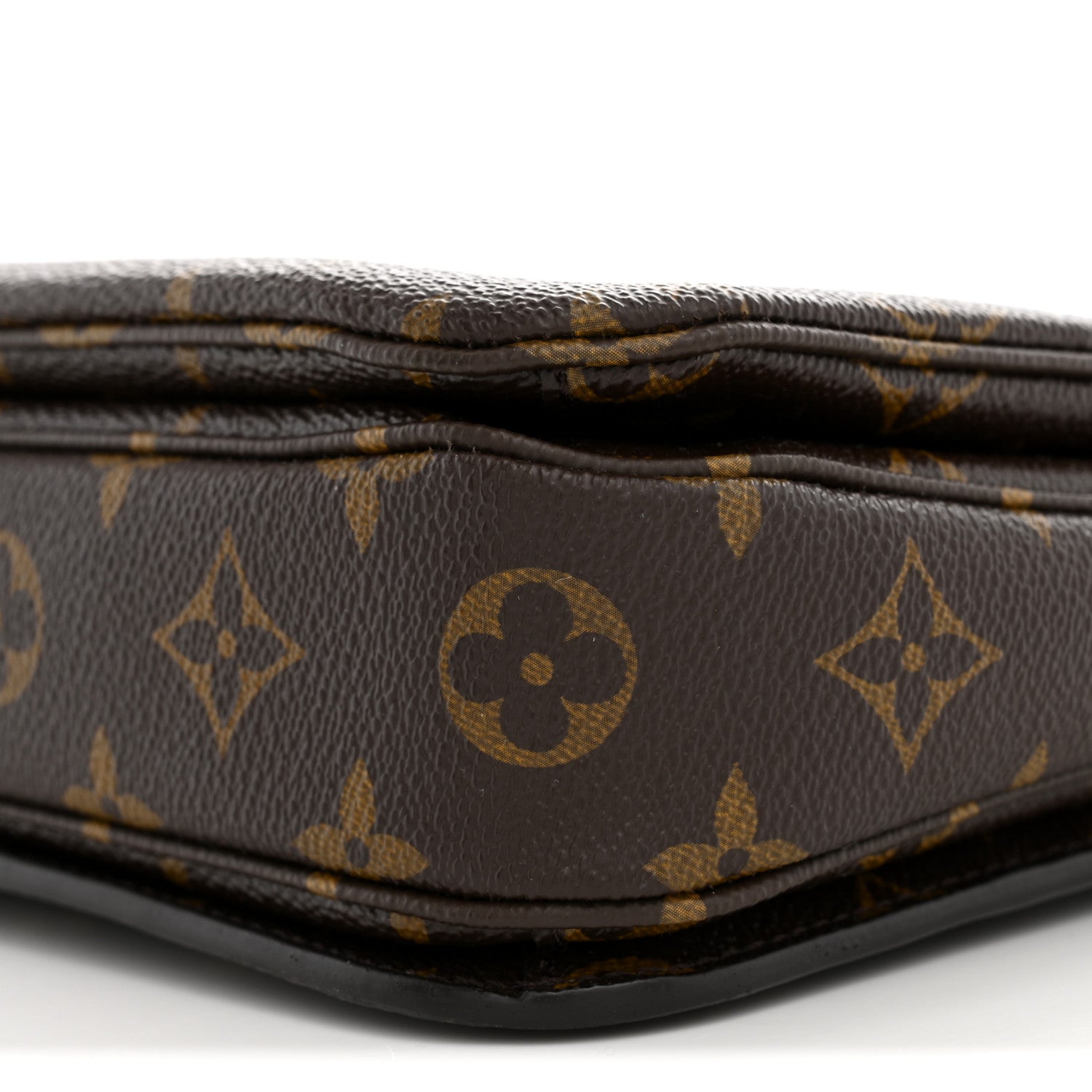 Louis Vuitton Monogram Pochette Metis 9 of 11