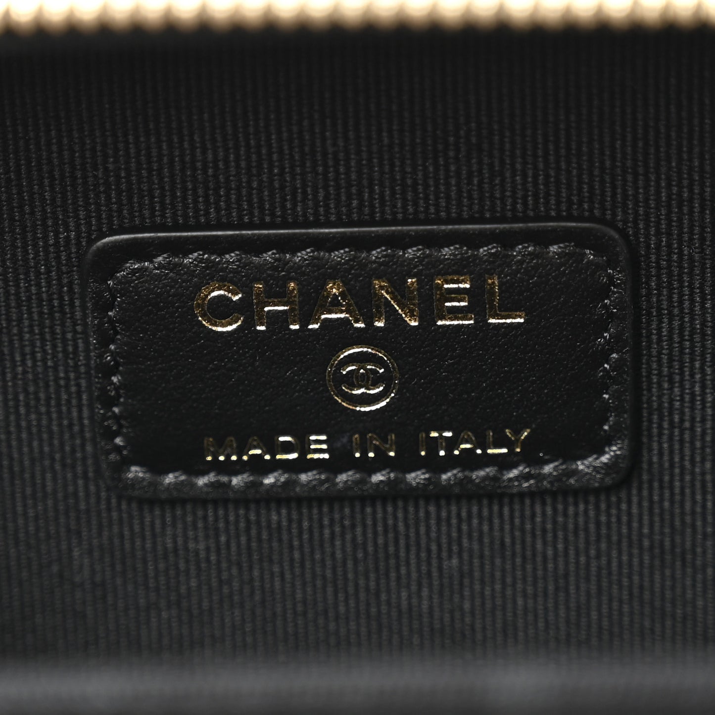 Caviar Quilted Small Top Handle Vanity Case Black