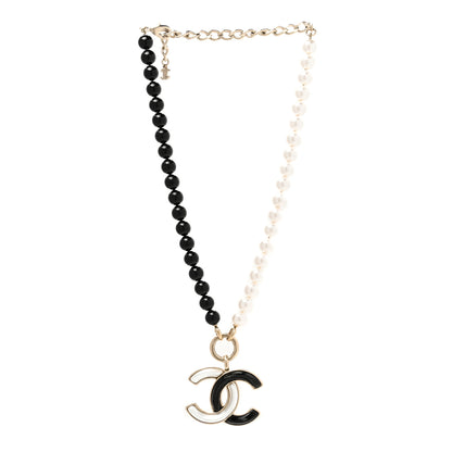 Chanel Pearl Beaded CC Necklace Black White 3 of 5
